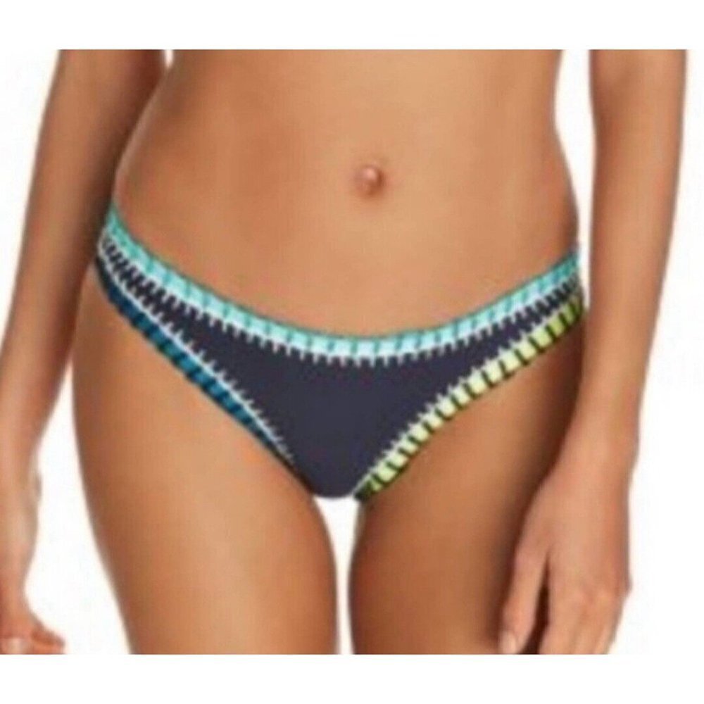 PLATINUM Stitched Scoop Bikini Bottoms.  Size Small.  NWT $88
